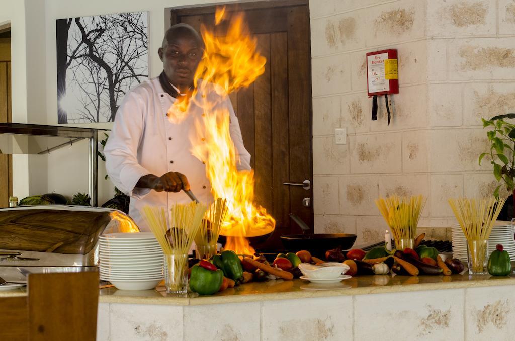 דיאני ביץ' Lotfa Resort Diani מראה חיצוני תמונה