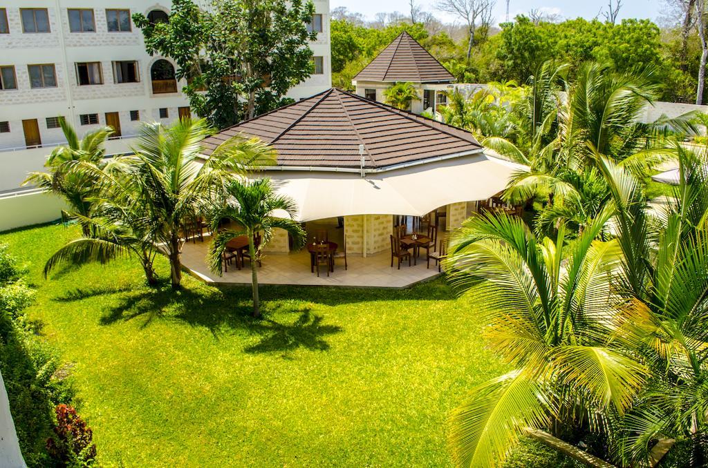 דיאני ביץ' Lotfa Resort Diani מראה חיצוני תמונה